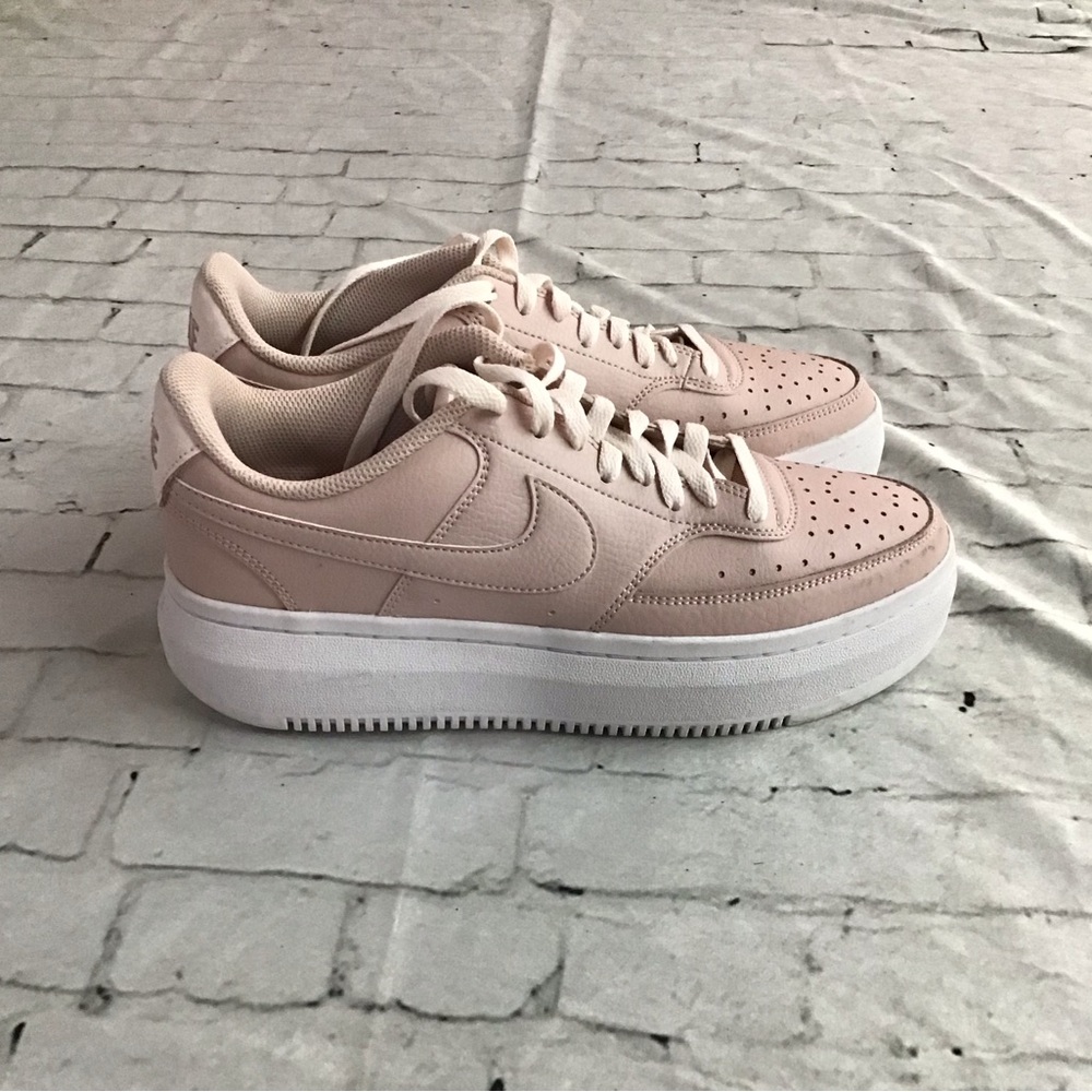 Nike Women's Court Vision Sneaker Size 10